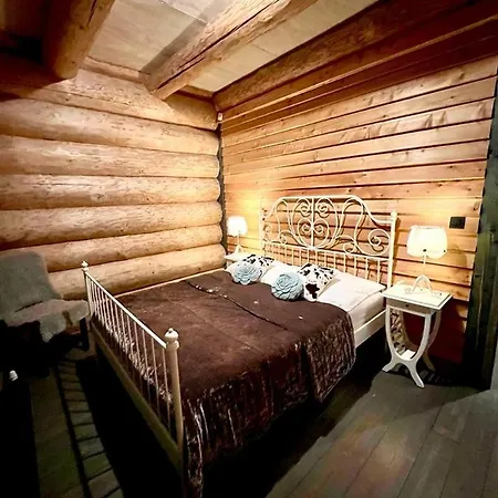 Donky Chalet